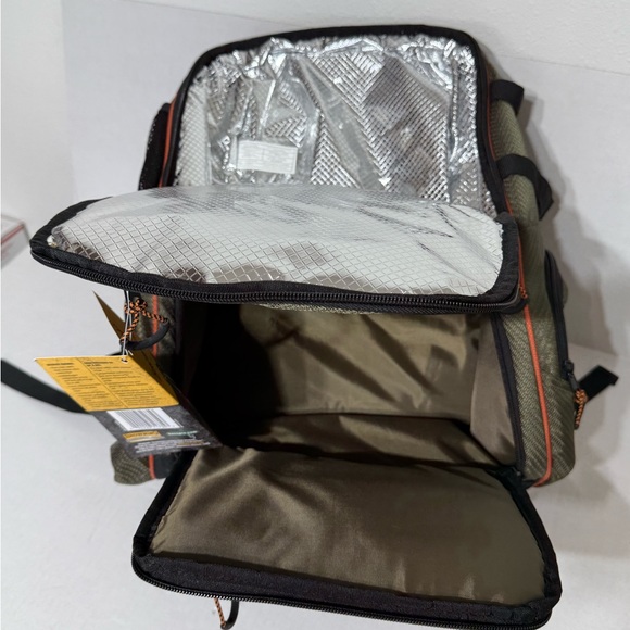 Browning Fishing Backpack Tackle - Picture 8 of 11